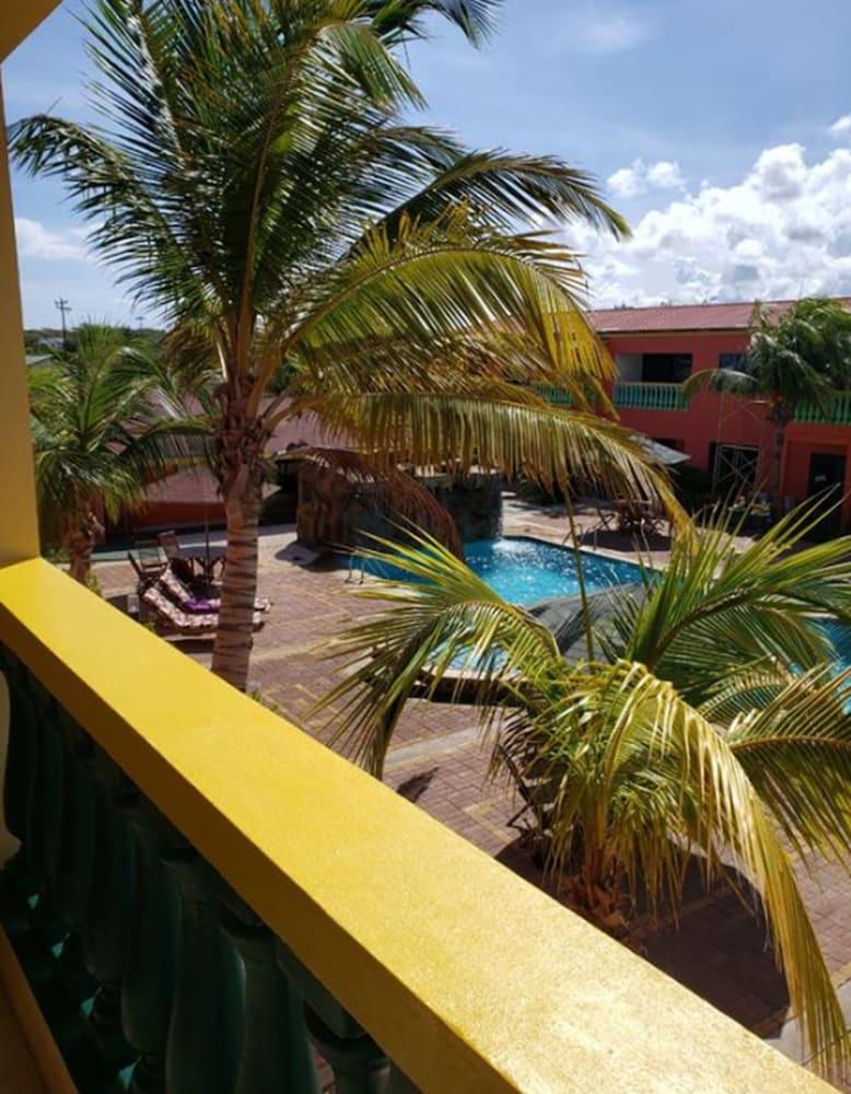 Del Rey Apartments Aruba Екстериор снимка